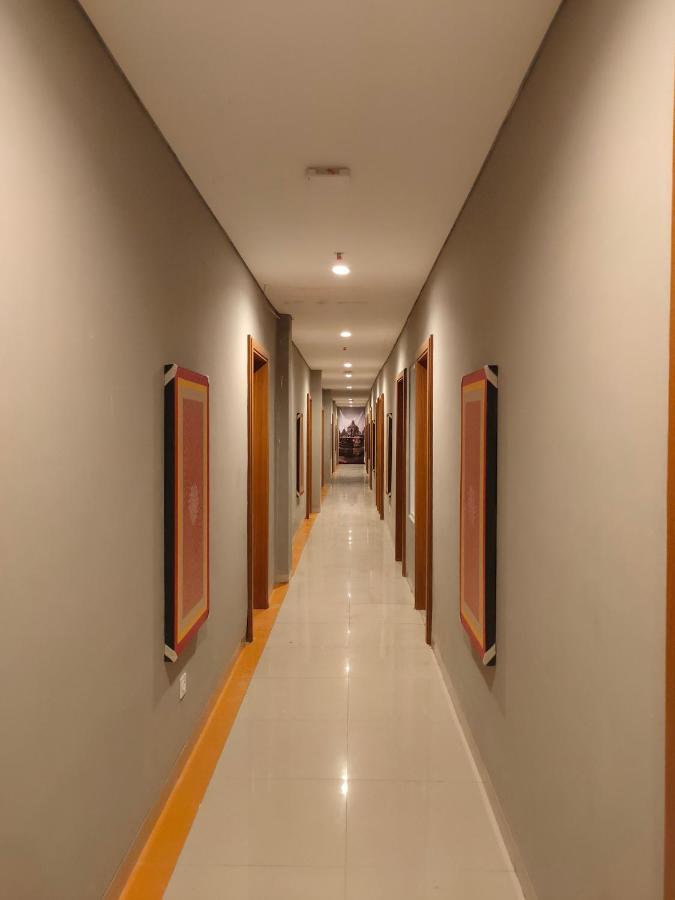 Готель Ramada By Wyndham Yogyakarta Селеман Екстер'єр фото